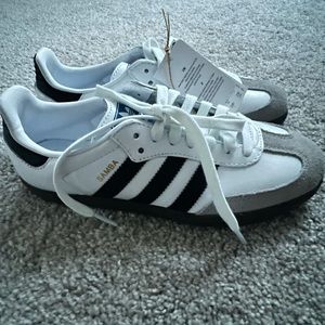 Adidas Sambas brand new M5 W6
